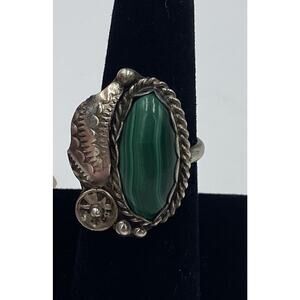 Vintage Old Pawn Native Malachite Sterling Silver Ring Southwestern Floral 7.5